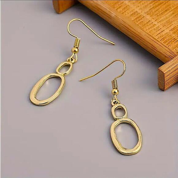 Gold Boho Geometric Irregular Dangle Earrings - Picture 4 of 5